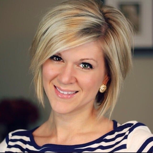 Simple Short Hairstyles for Women - Formal Straight Bob with Side Bangs